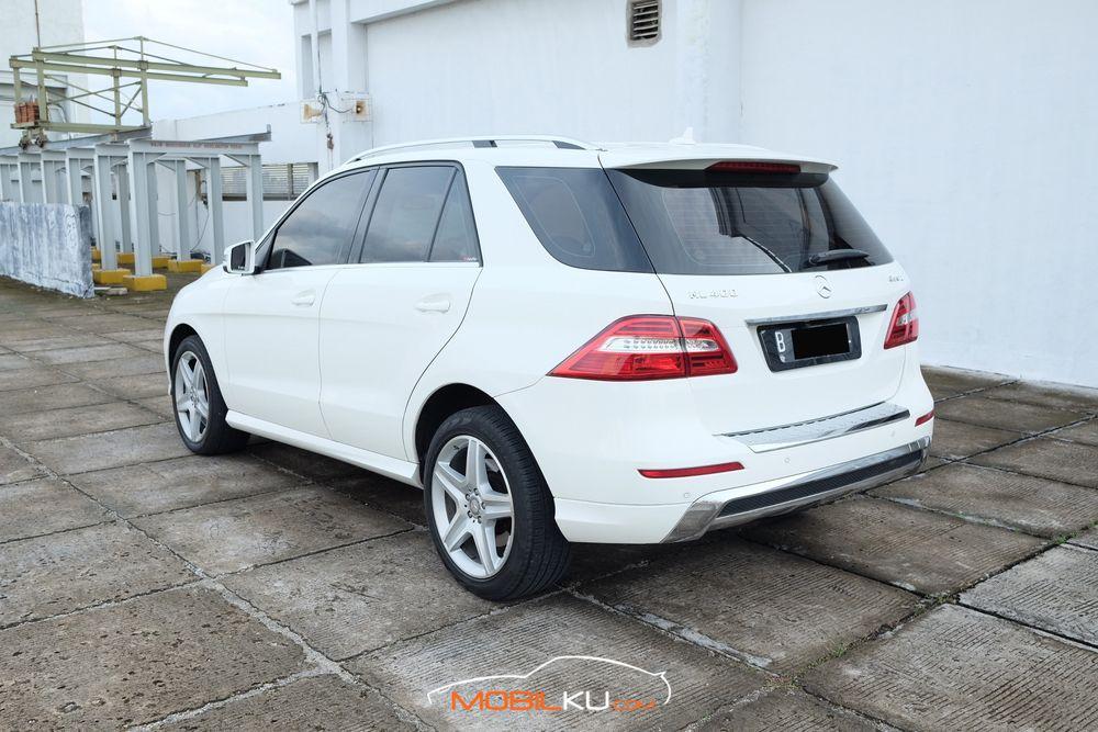 Mobil Mercedes-Benz ML 2015
