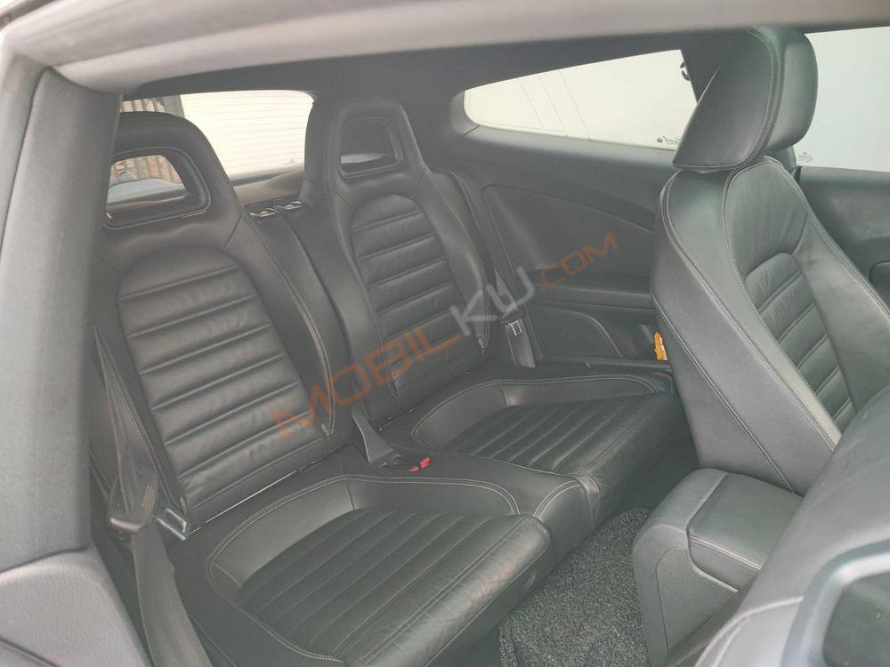 Mobil Volkswagen Scirocco 2011
