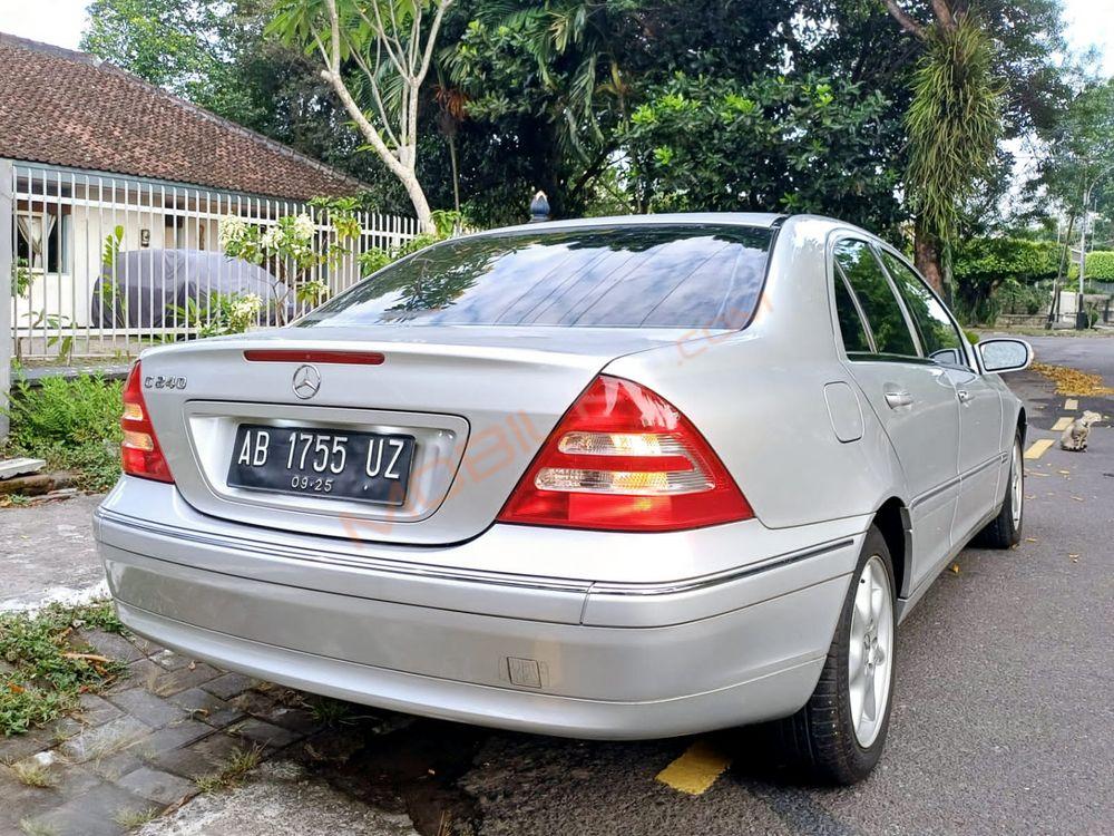 Mobil Mercedes-Benz C-Class 2002