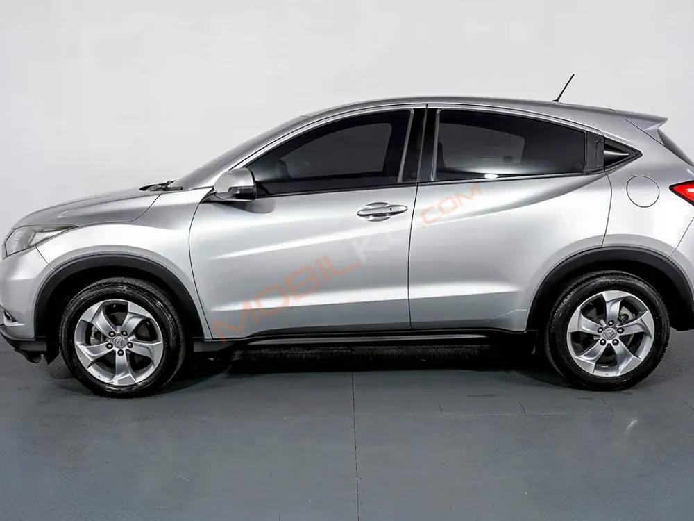 Mobil Honda HR-V 2017