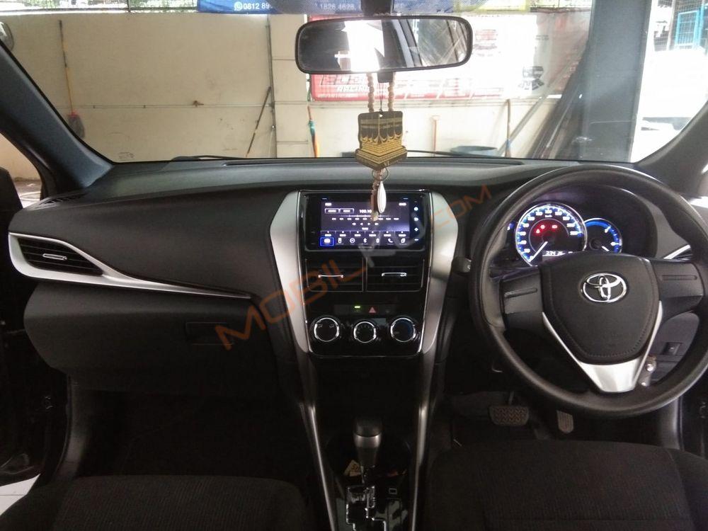 Mobil Toyota Yaris 2018