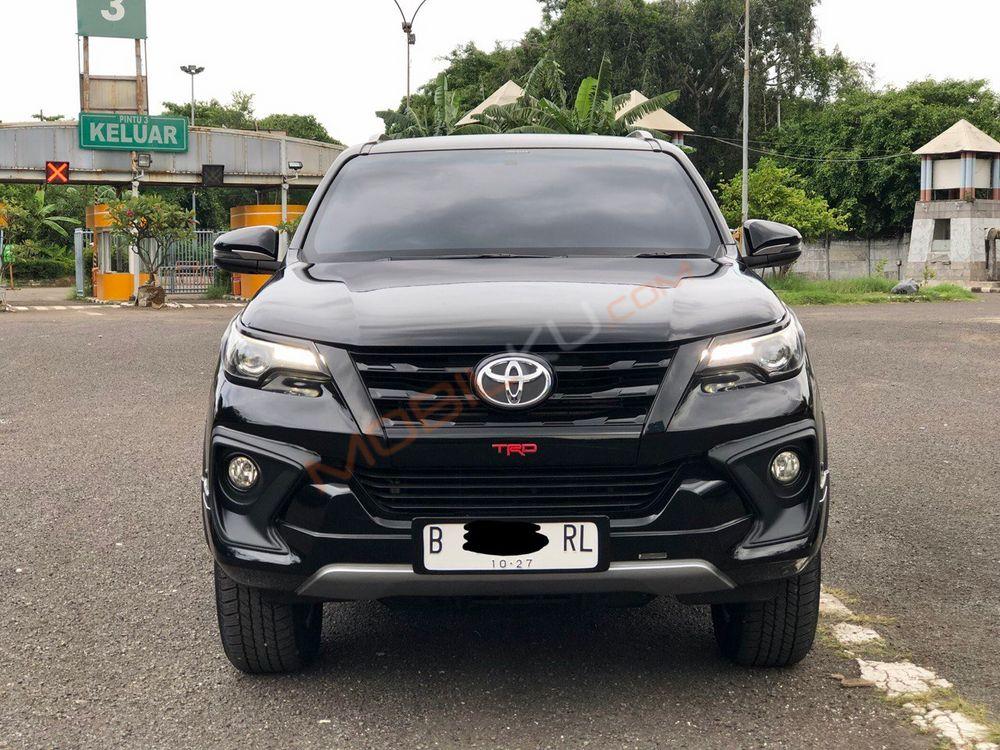 Mobil Toyota Fortuner 2017