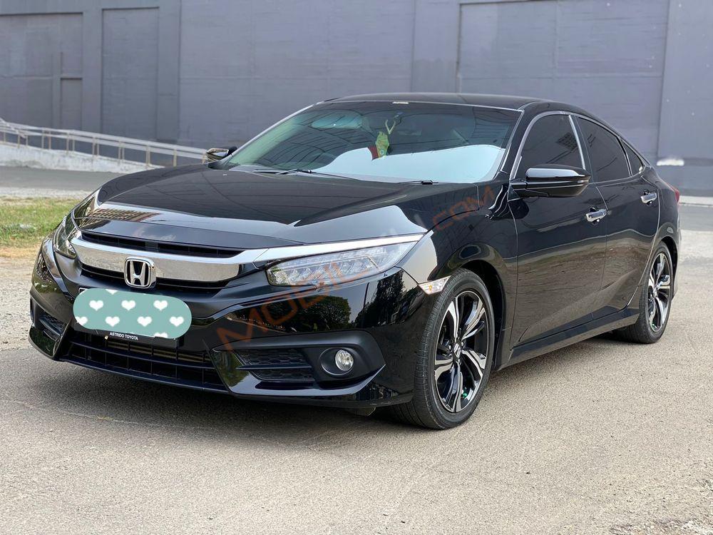 Mobil Honda Civic Sedan 2017