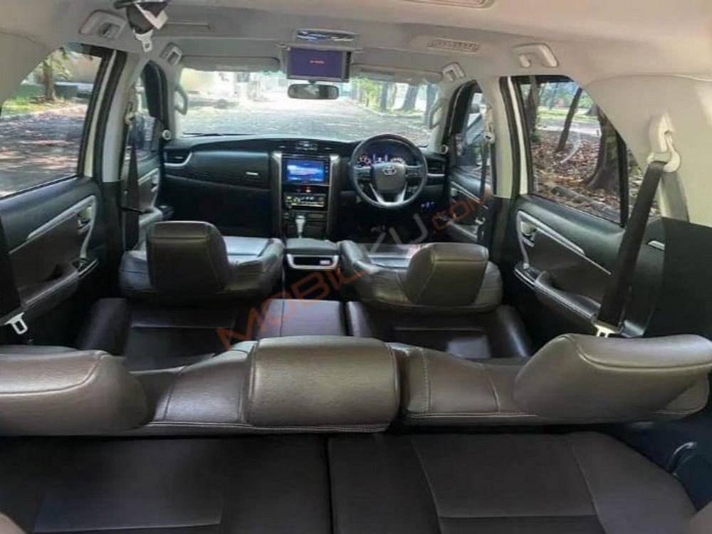Mobil Toyota Fortuner 2019