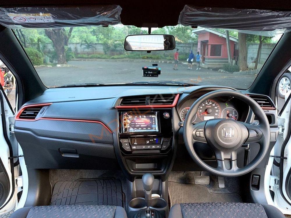 Mobil Honda Brio 2019