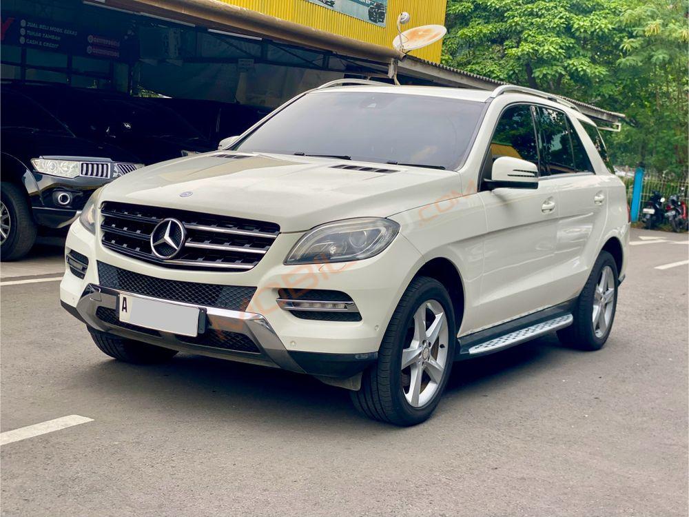 Mobil Mercedes-Benz ML 2013