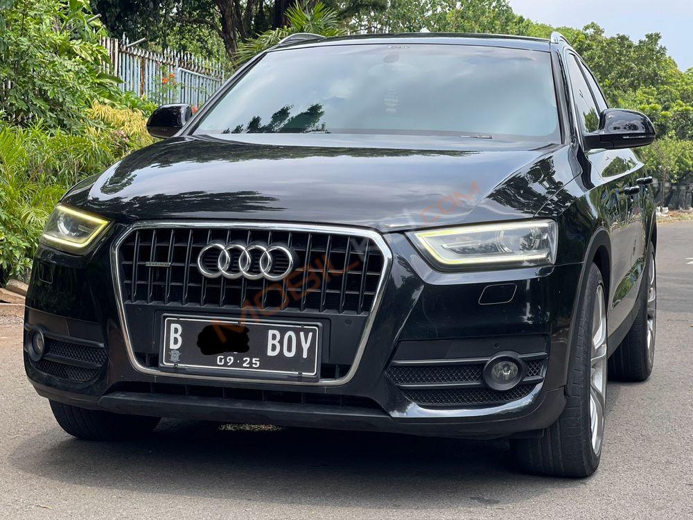 Mobil Audi Q3 2014