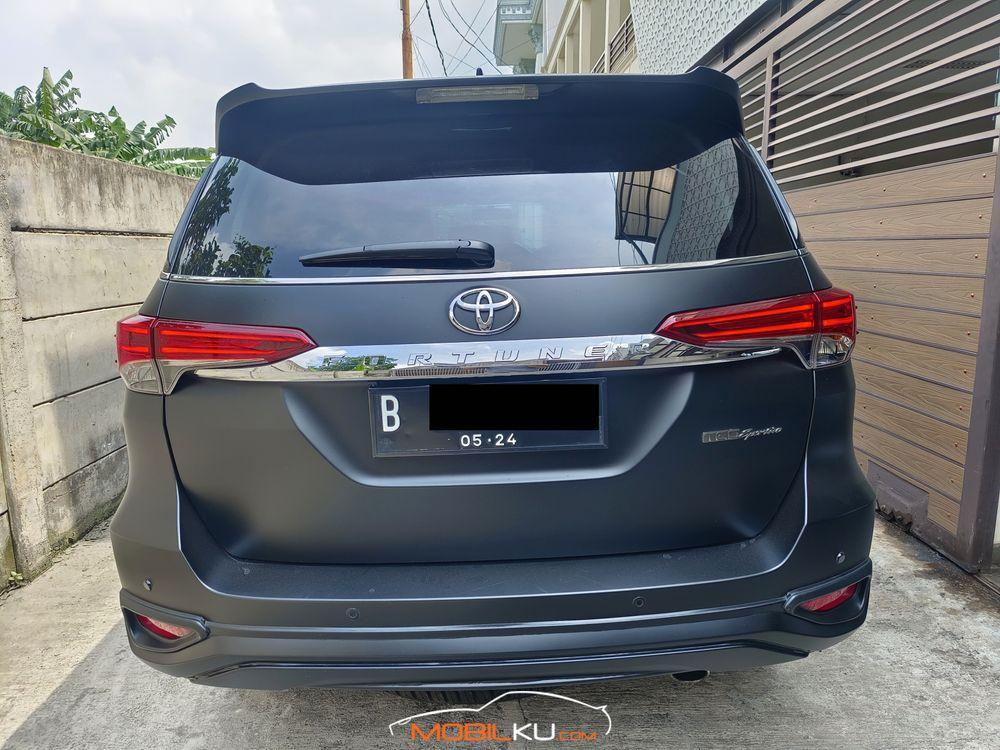 Mobil Toyota Fortuner 2019