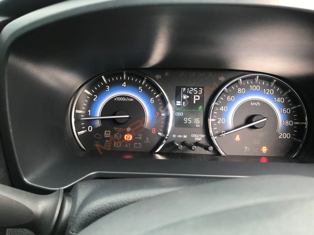 Mobil Toyota Rush 2019