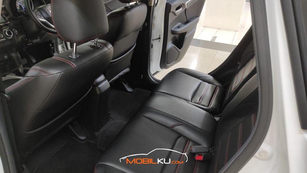Mobil Honda Jazz 2017
