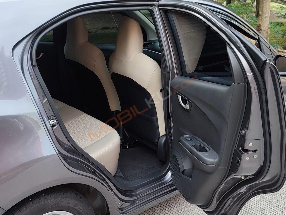 Mobil Honda Brio 2021