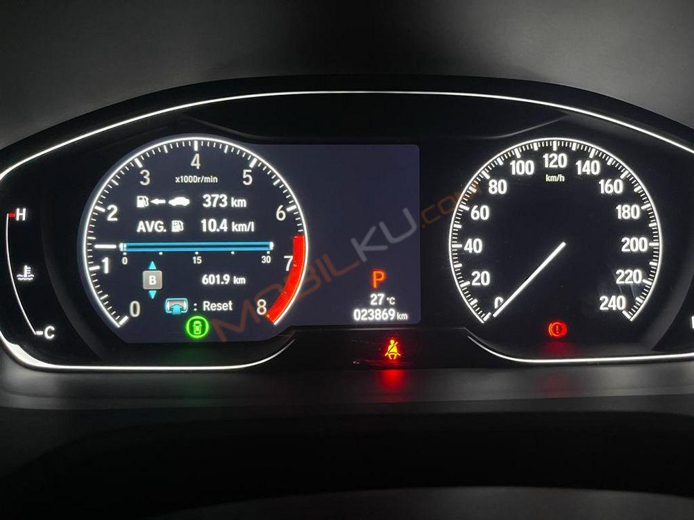 Mobil Honda Accord 2019