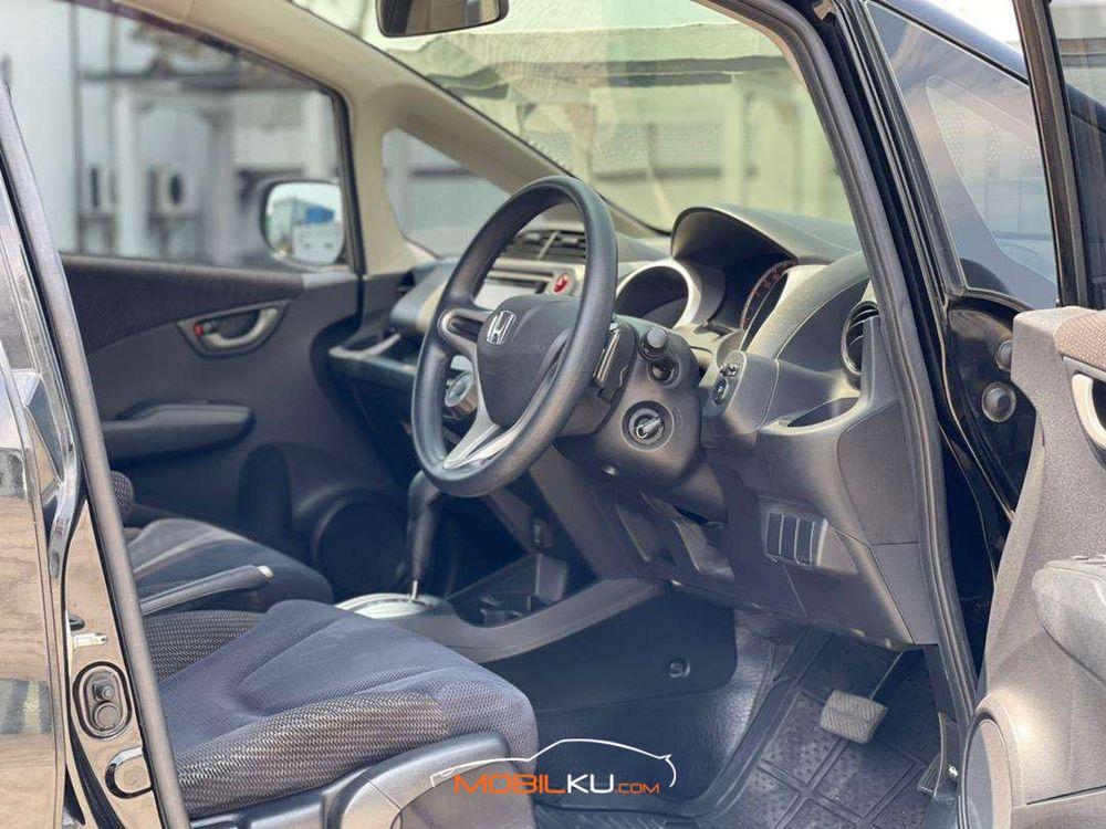 Mobil Honda Jazz 2013