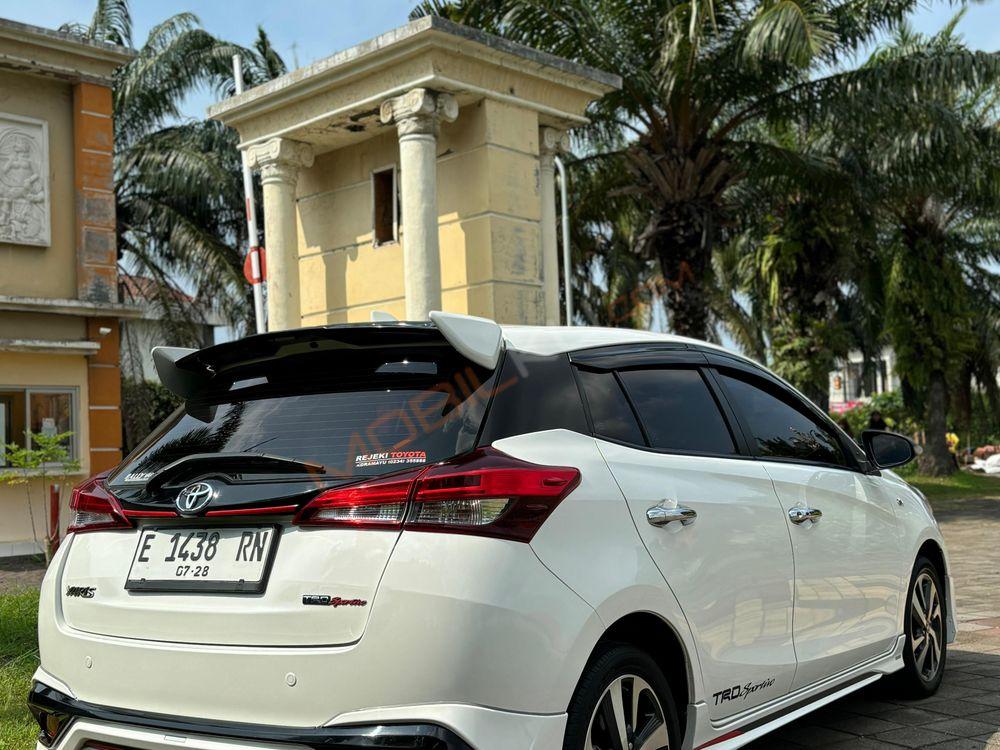 Mobil Toyota Yaris 2018