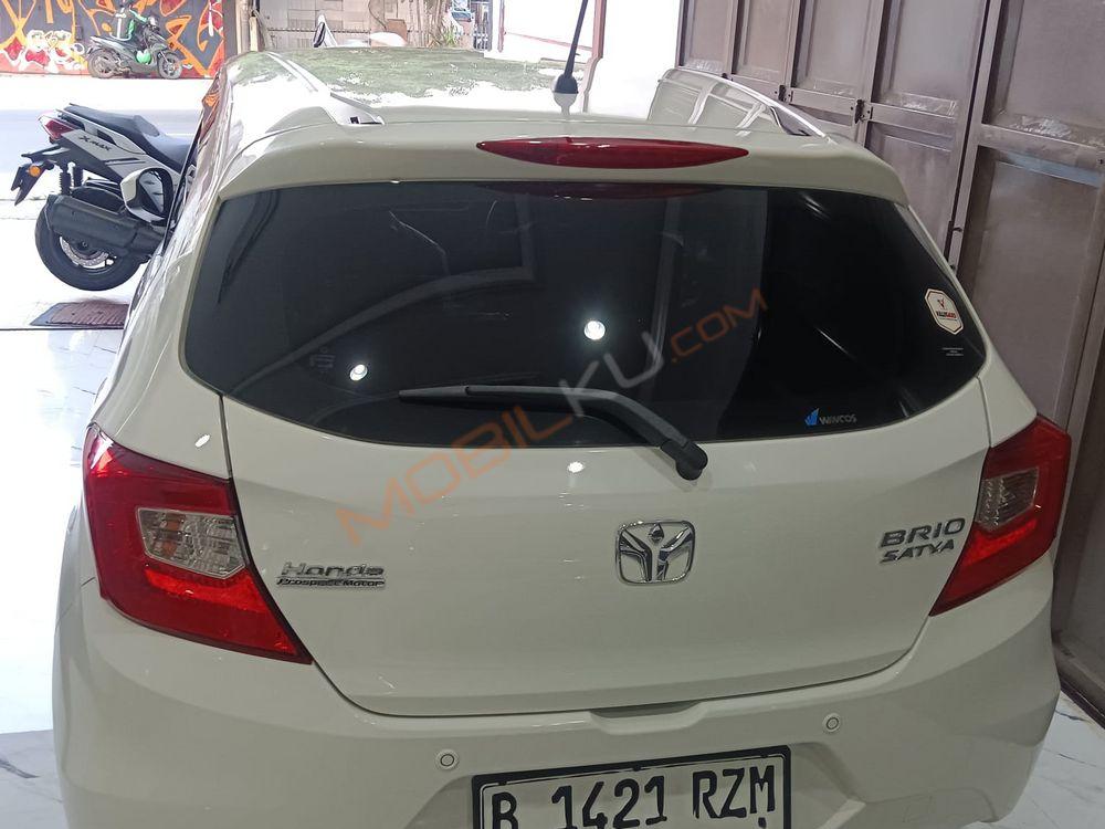Mobil Honda Brio 2024