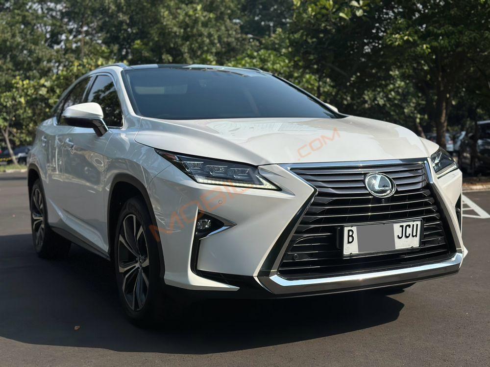 Mobil Lexus RX 2018