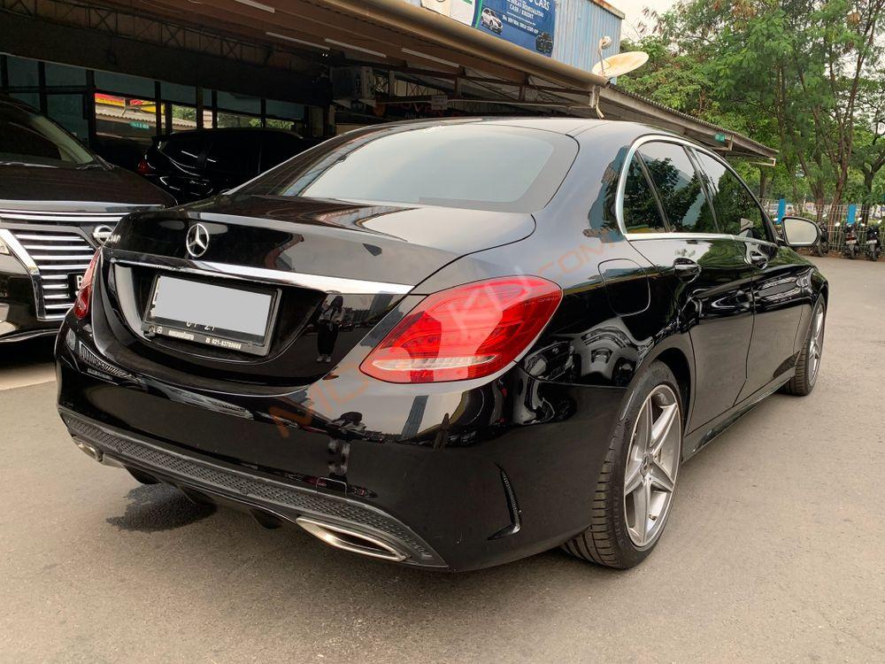 Mobil Mercedes-Benz C-Class 2018