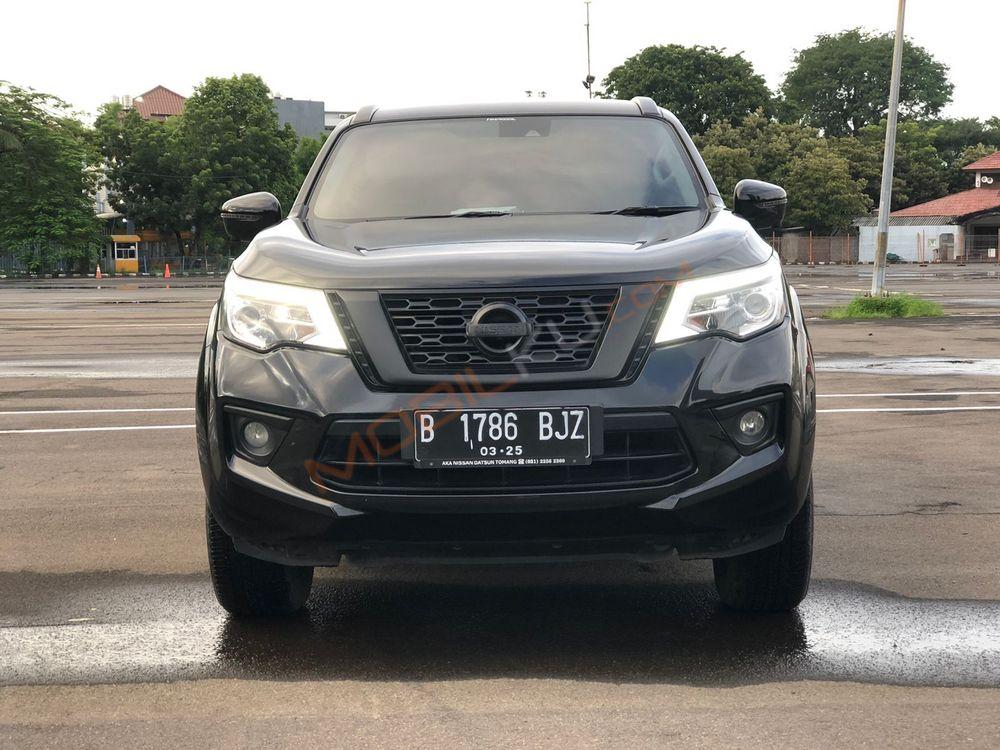 Mobil Nissan Terra 2019