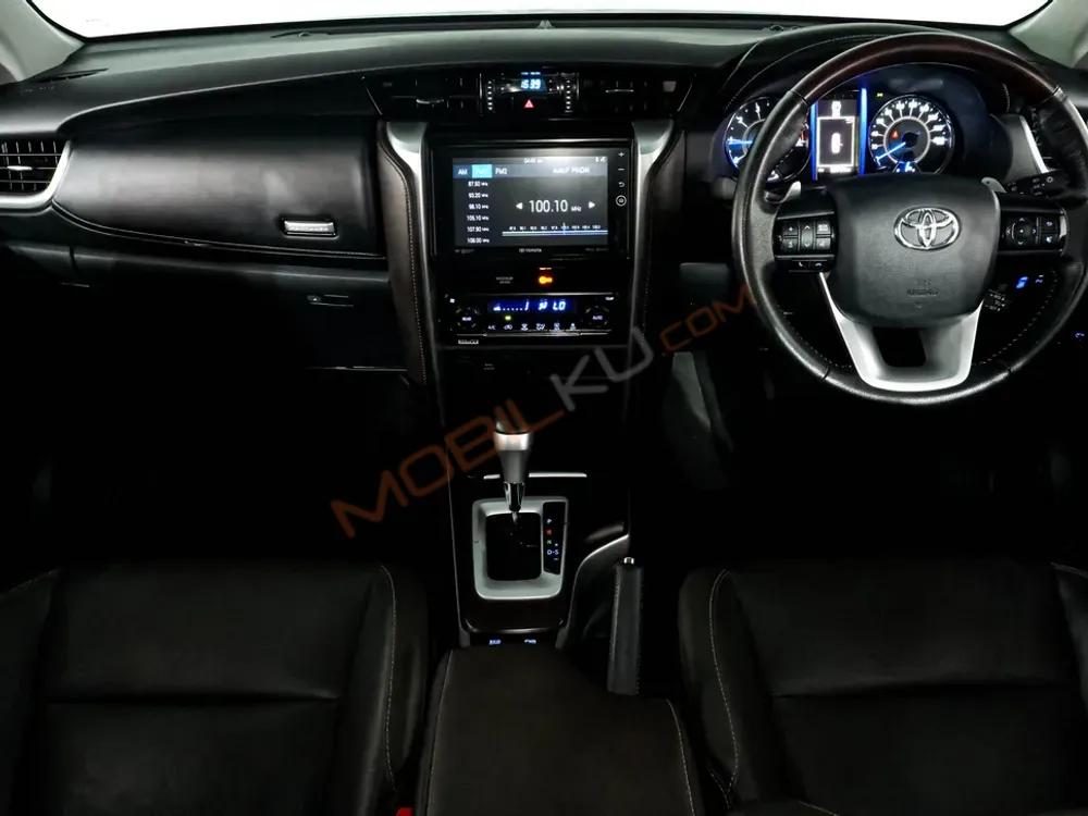 Mobil Toyota Fortuner 2018