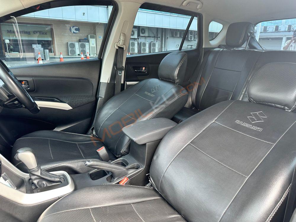 Mobil Suzuki SX4 2017