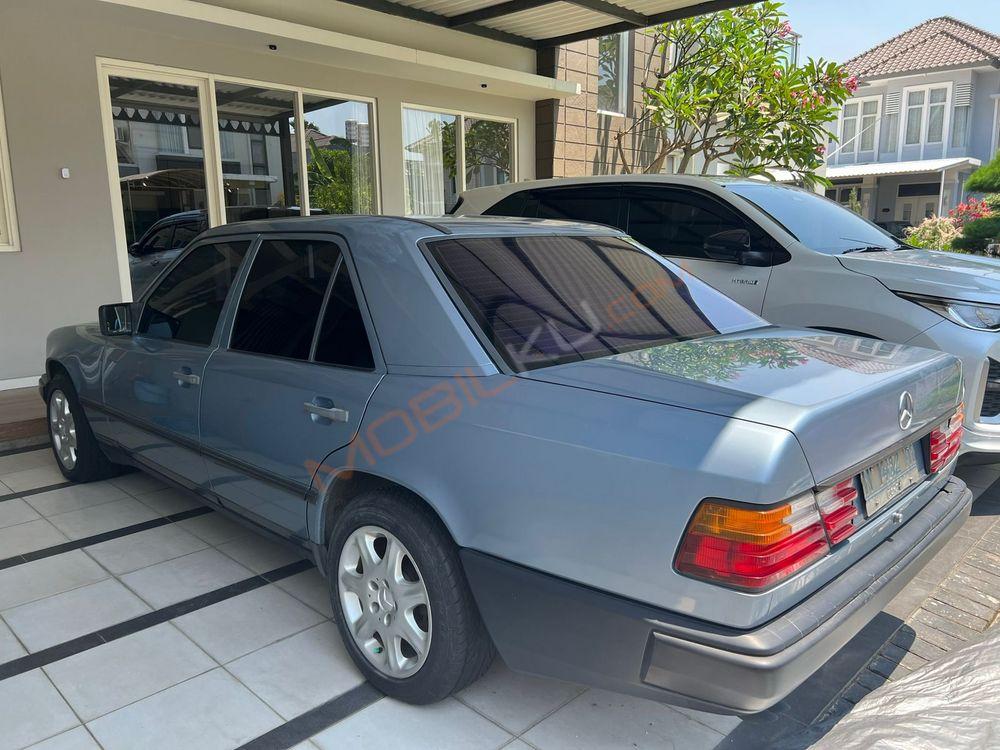 Mobil Mercedes-Benz E-Class 1997
