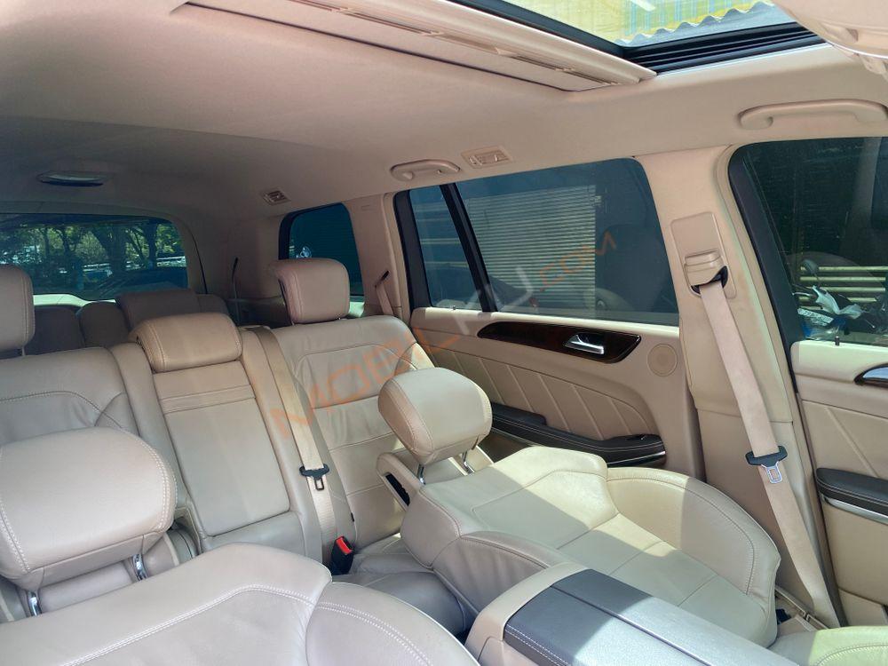 Mobil Mercedes-Benz GL 2013