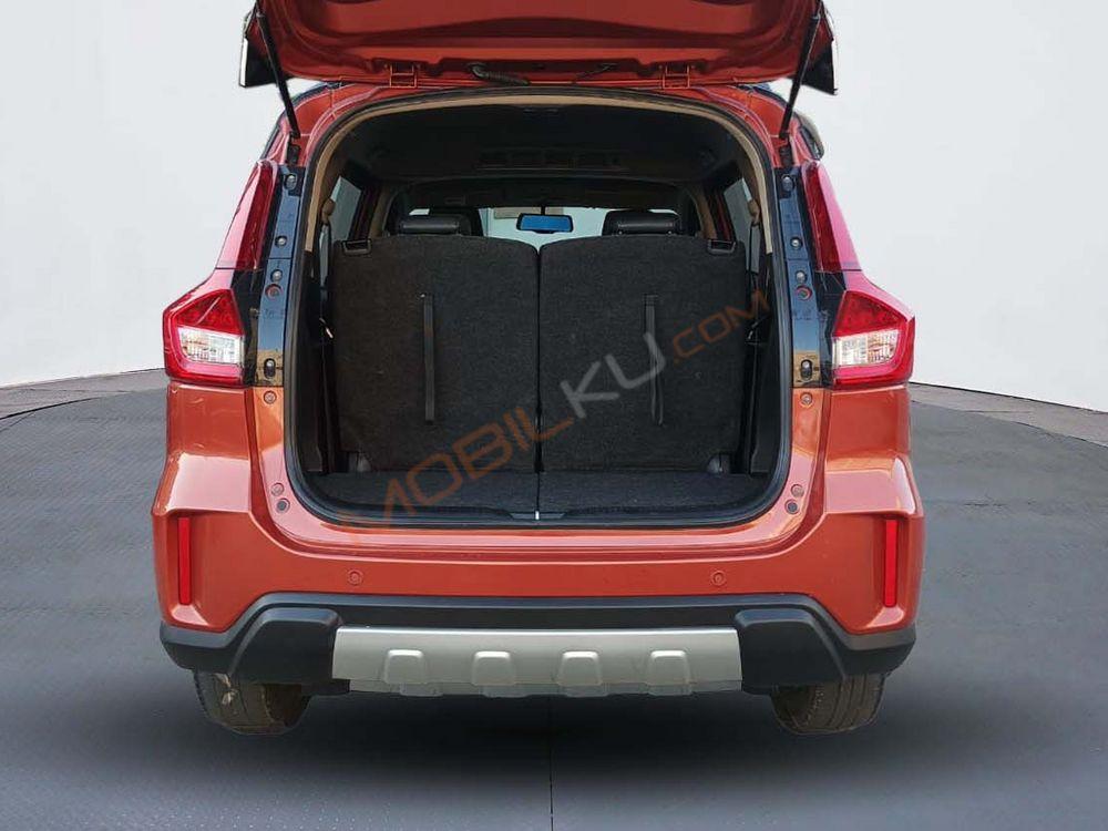 Mobil Suzuki XL7 2021