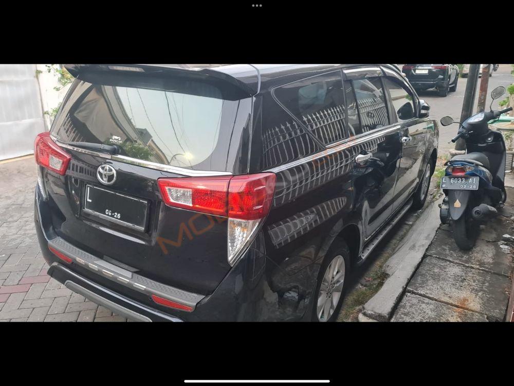 Mobil Toyota Kijang Innova 2016