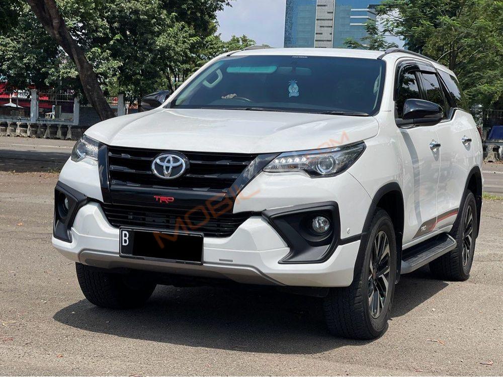 Mobil Toyota Fortuner 2019