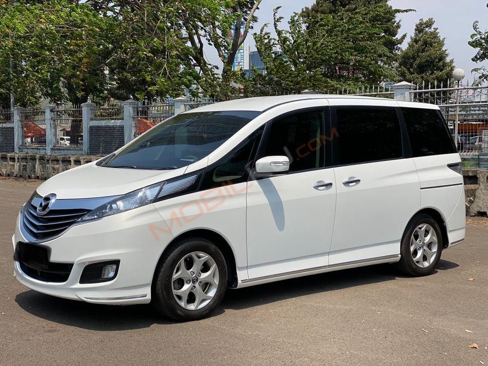 Mobil Mazda Biante 2014
