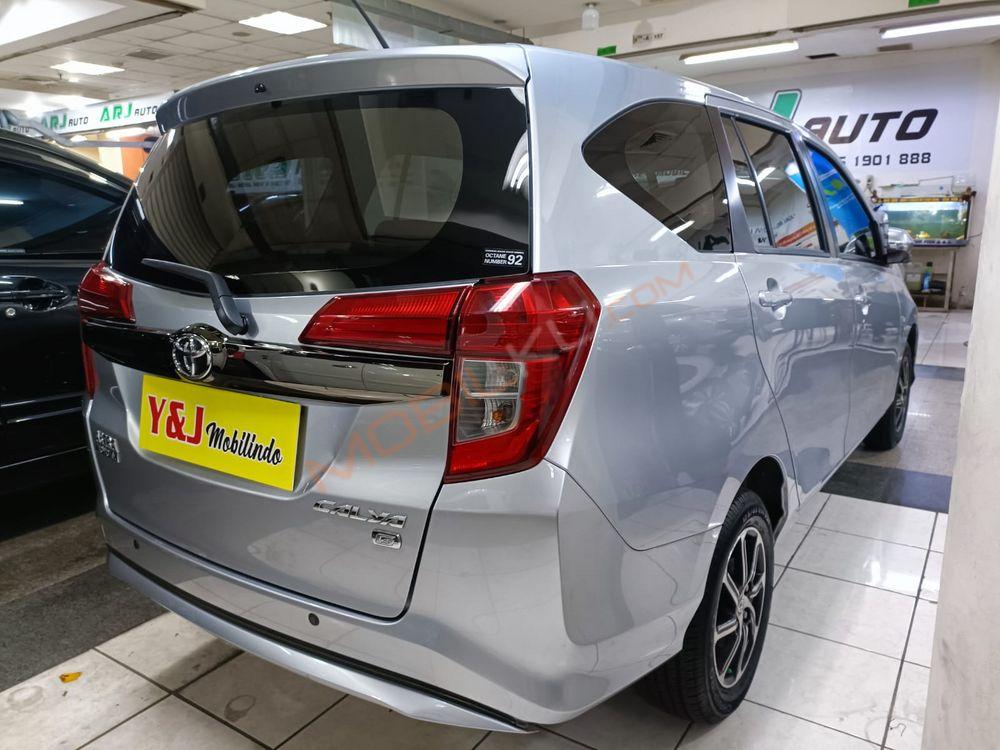 Mobil Toyota Calya 2022