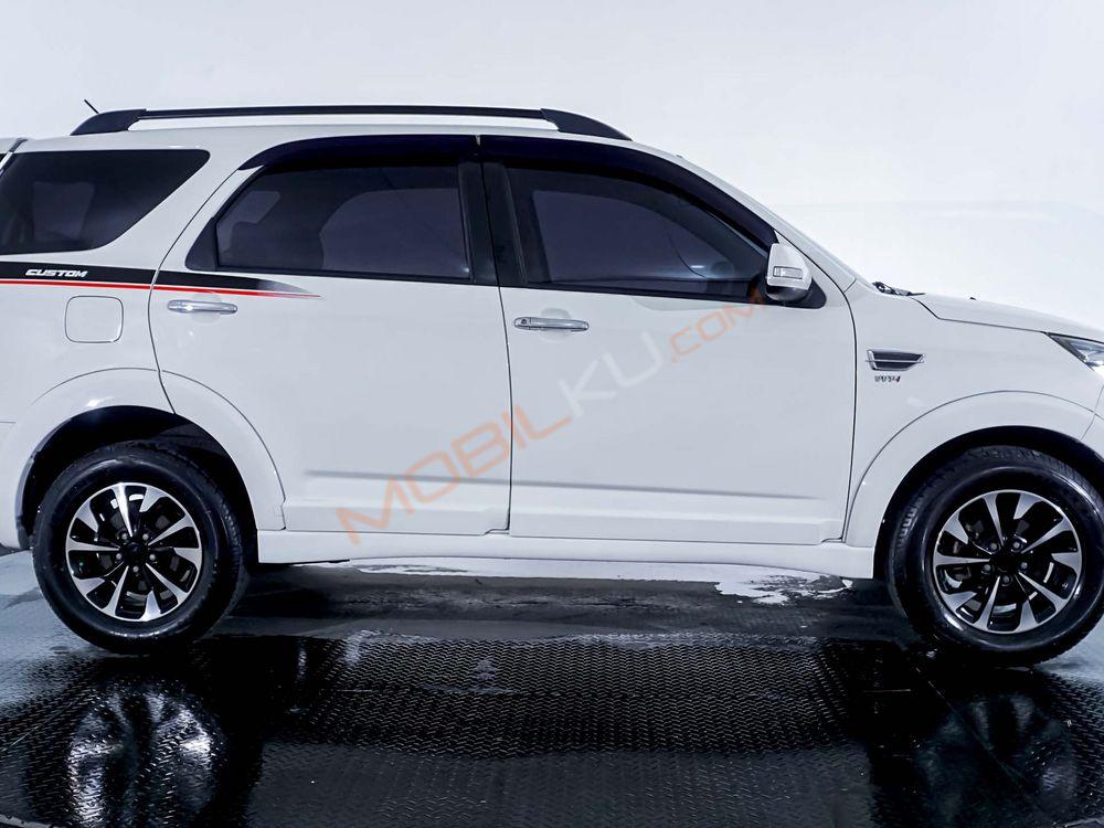 Mobil Daihatsu Terios 2016