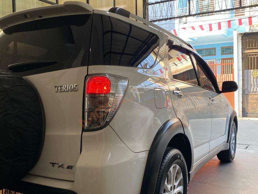 Mobil Daihatsu Terios 2014