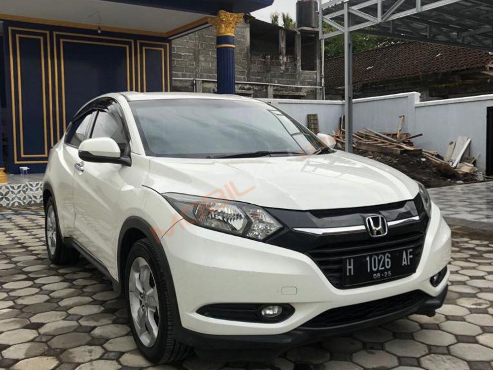 Mobil Honda HR-V 2015