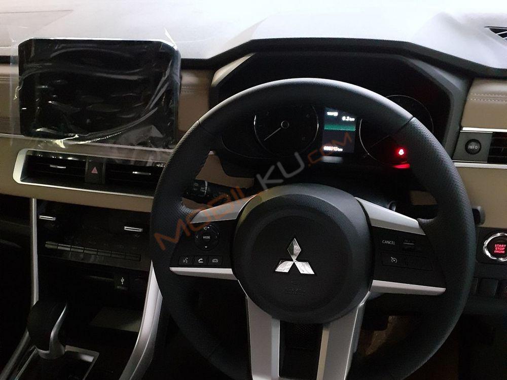 Mobil Mitsubishi Xpander 2022