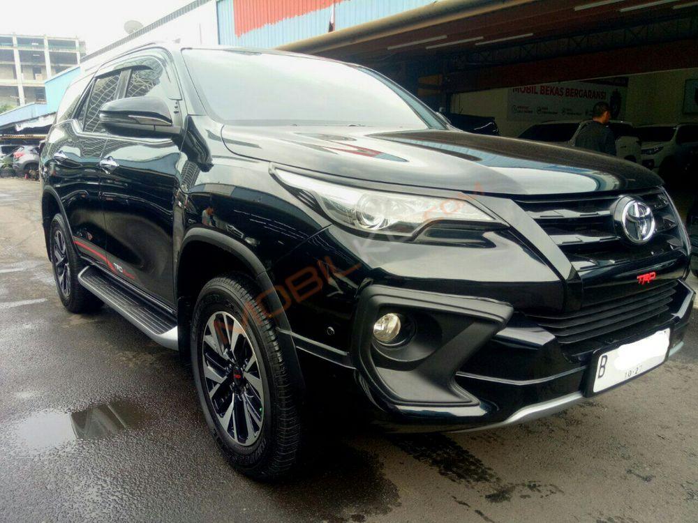 Mobil Toyota Fortuner 2017