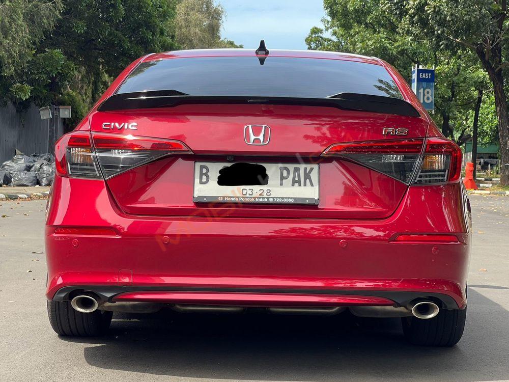Mobil Honda Civic Sedan 2023