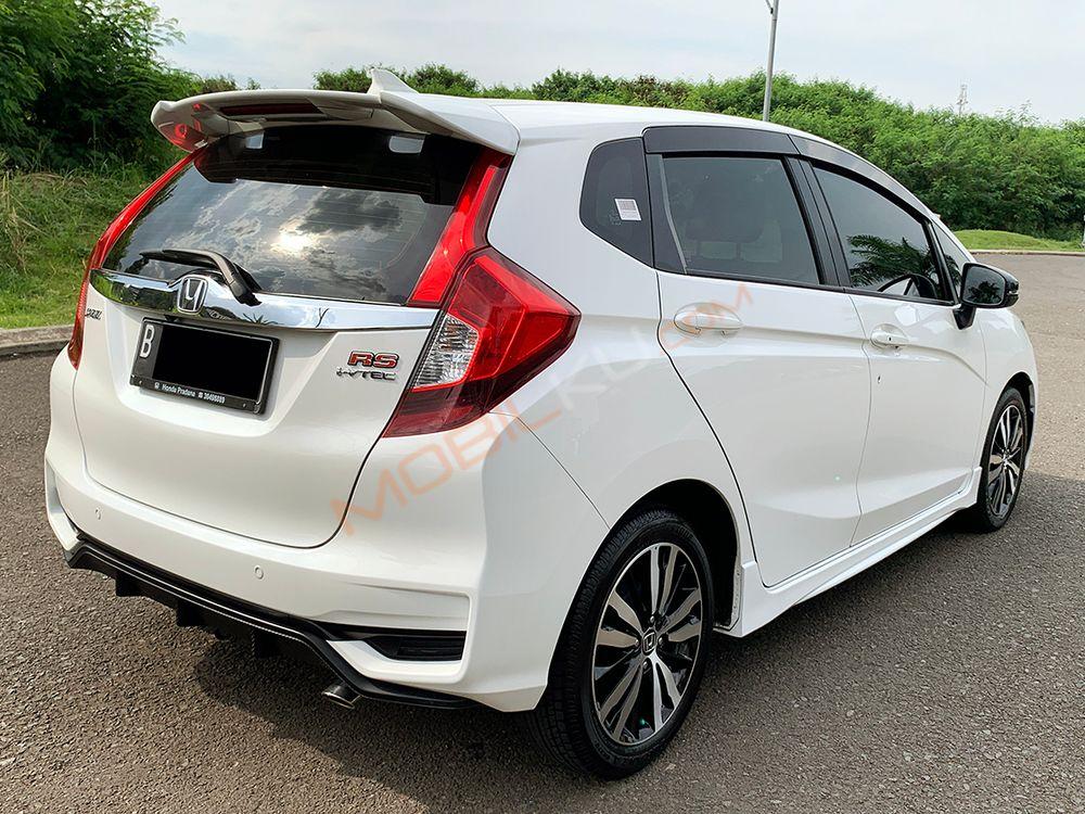Mobil Honda Jazz 2017