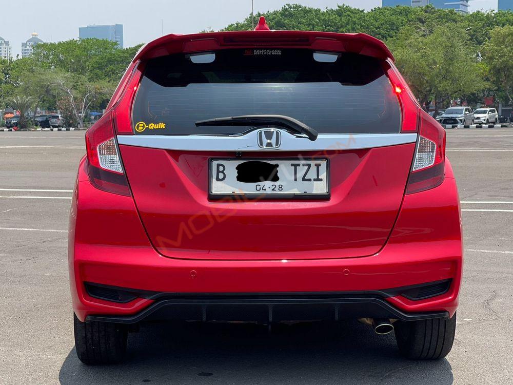 Mobil Honda Jazz 2018