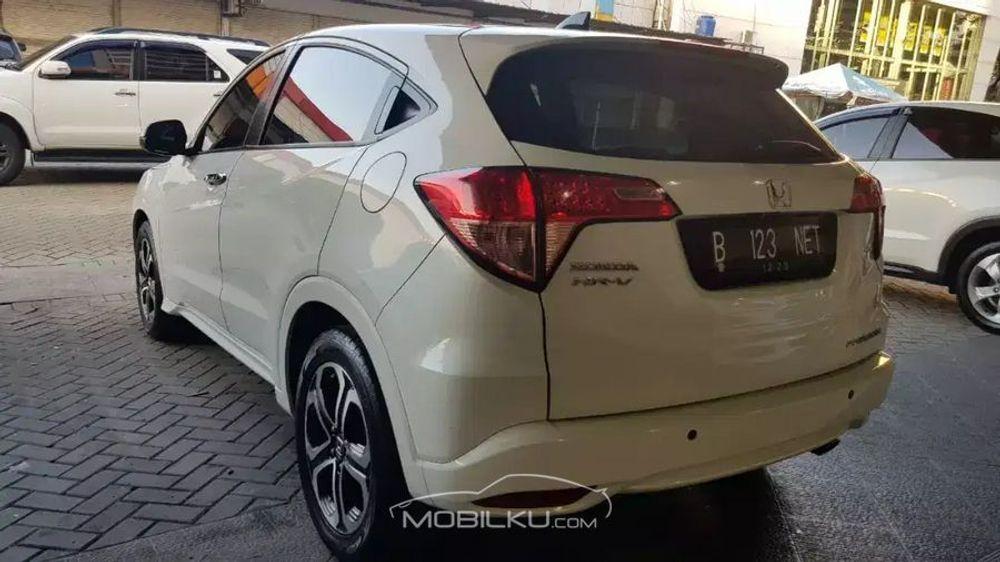 Mobil Honda HR-V 2015