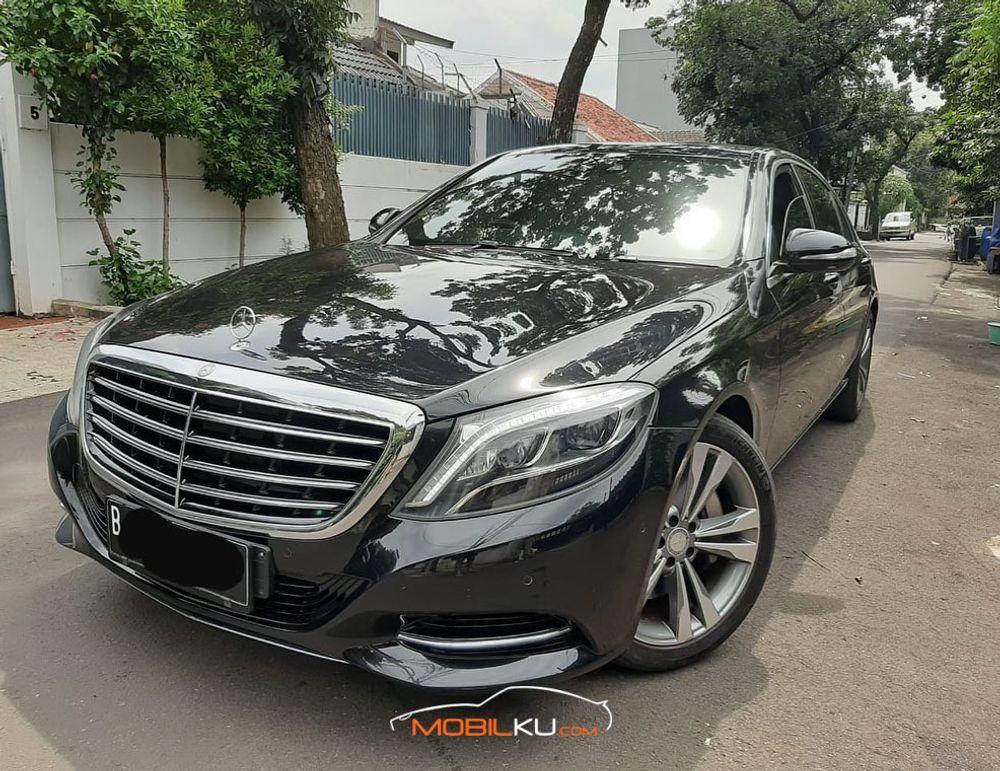 Mobil Mercedes-Benz S-Class 2016