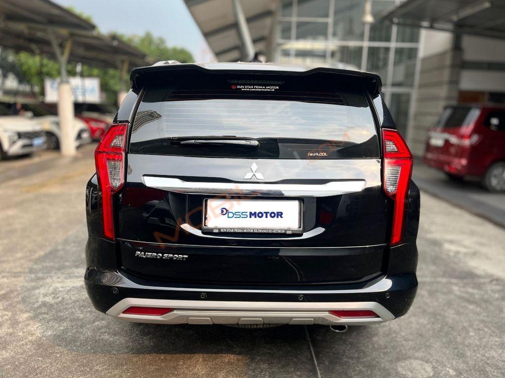 Mobil Mitsubishi Pajero Sport 2022