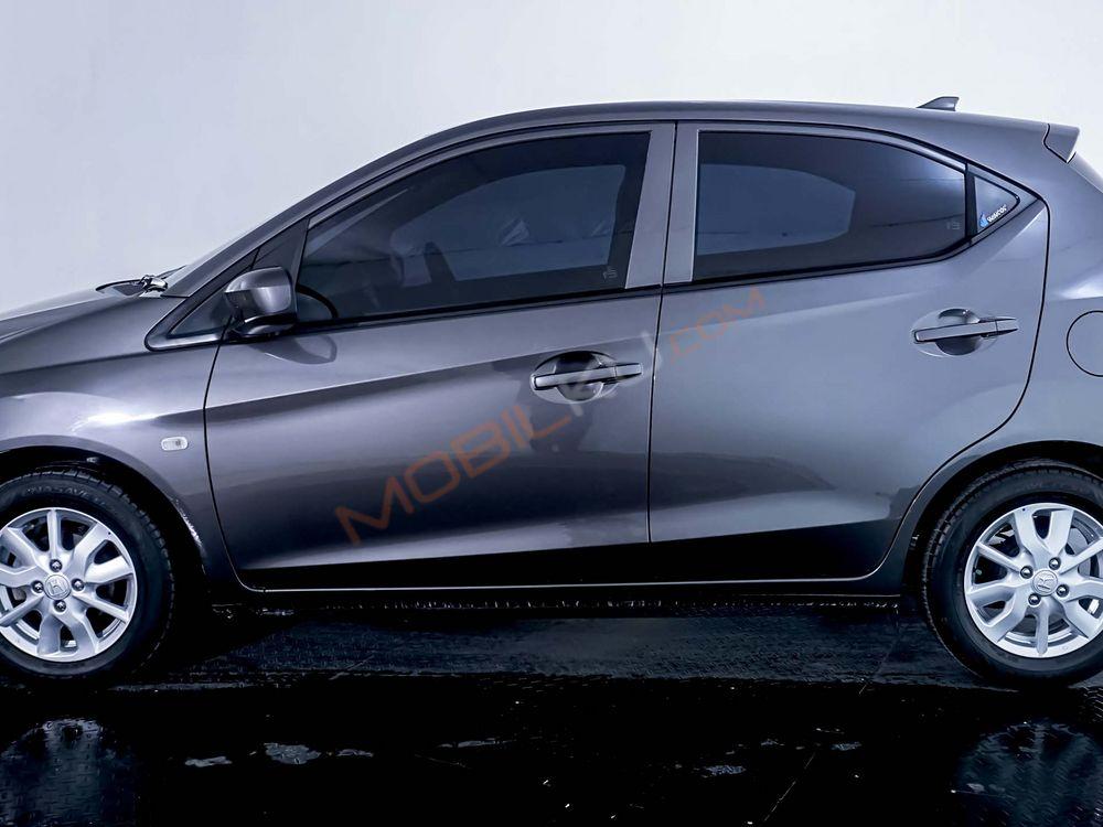 Mobil Honda Brio 2021