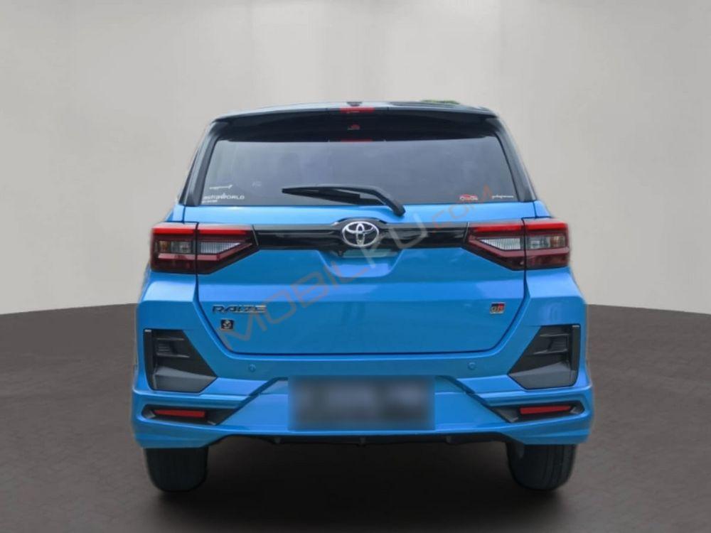 Mobil Toyota Raize 2021