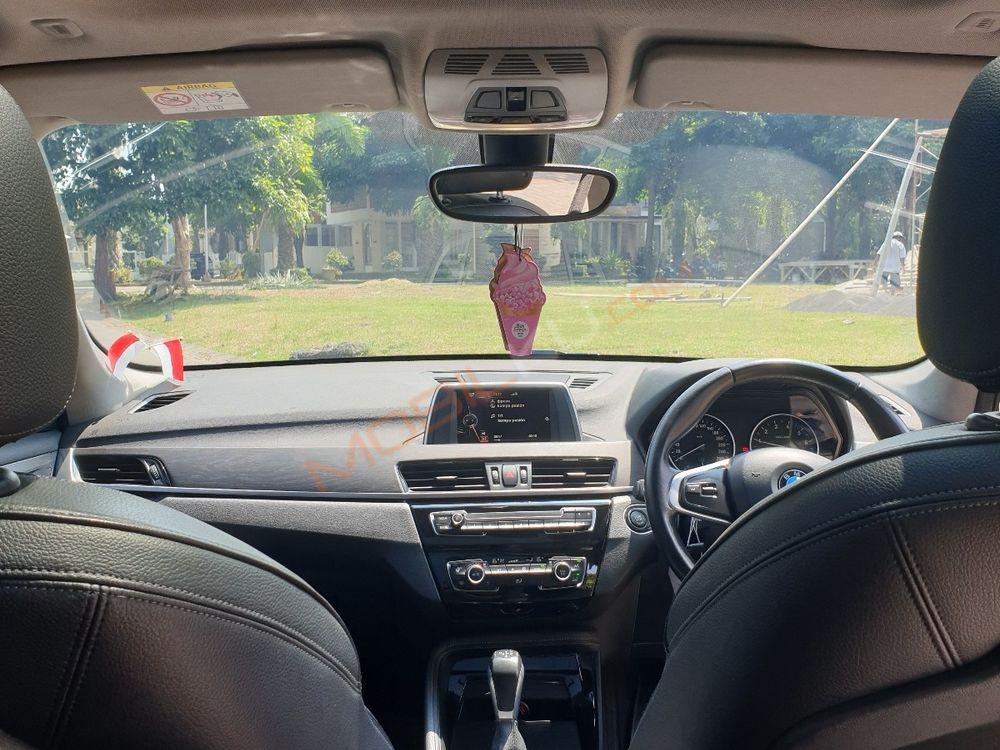 Mobil BMW X1 2016