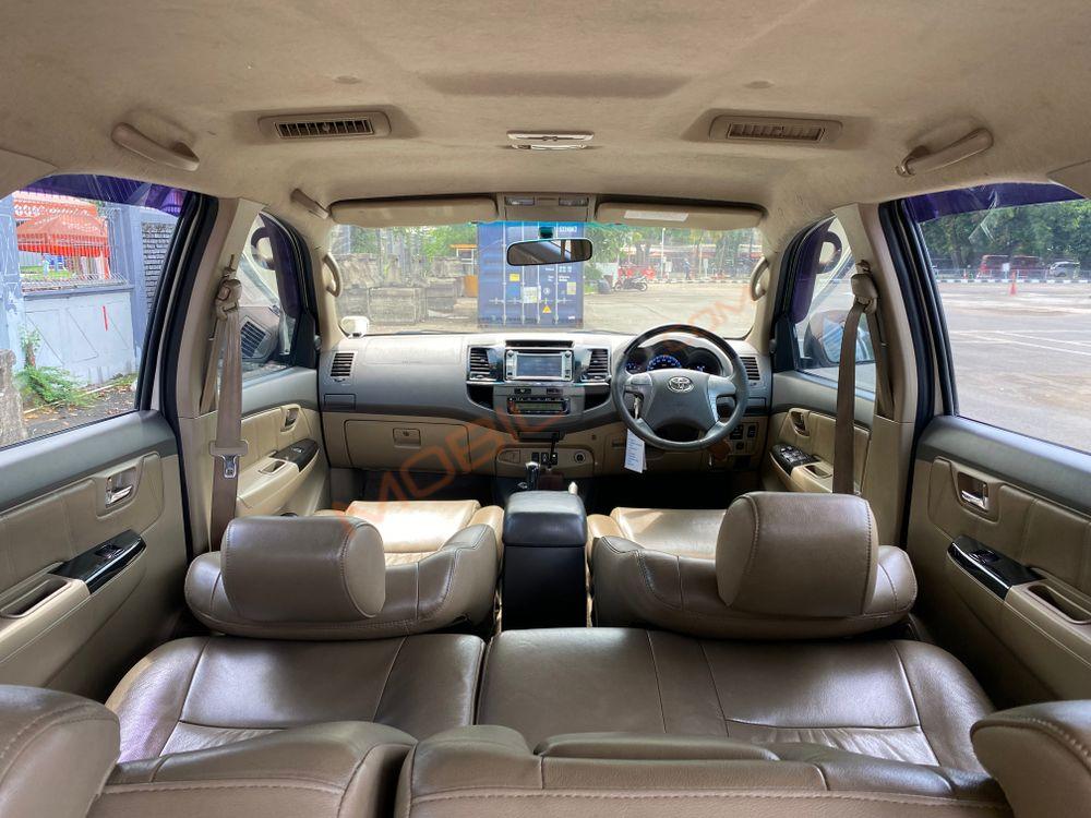 Mobil Toyota Fortuner 2013