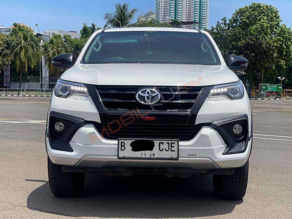 Mobil Toyota Fortuner 2018