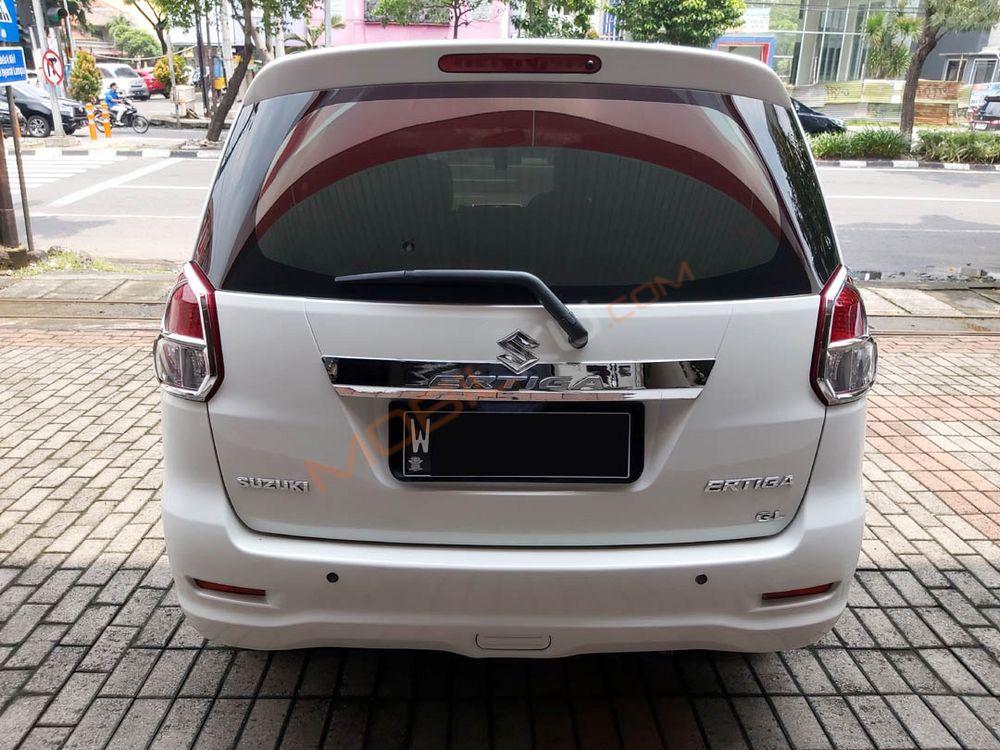 Mobil Suzuki Ertiga 2015