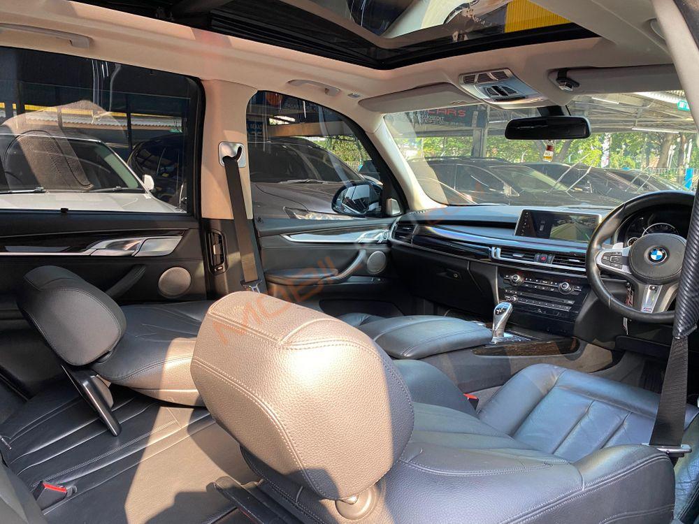 Mobil BMW X5 2016