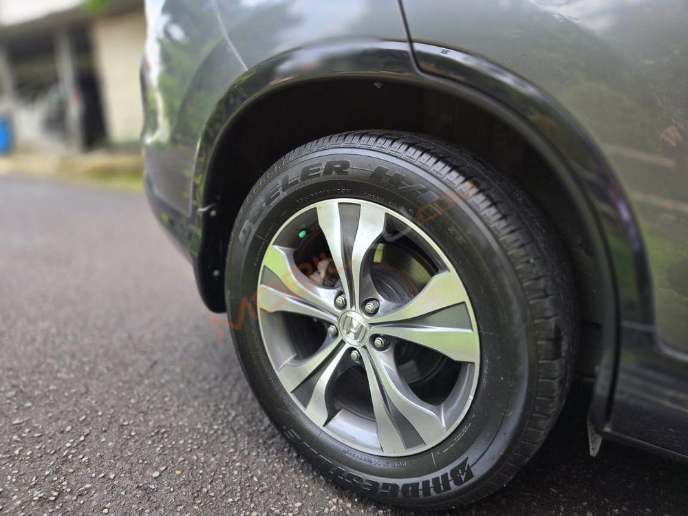 Mobil Honda HR-V 2013